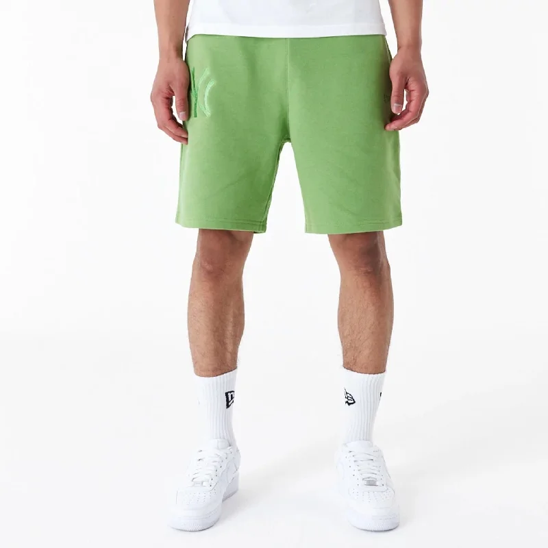 Classic Beach Shorts-New York Yankees League Essential Green Shorts