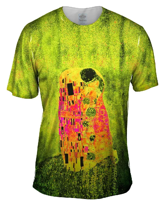 Sports Graphic T-Shirt-Pop Art Klimt - "The Kiss Yellow" (1907)