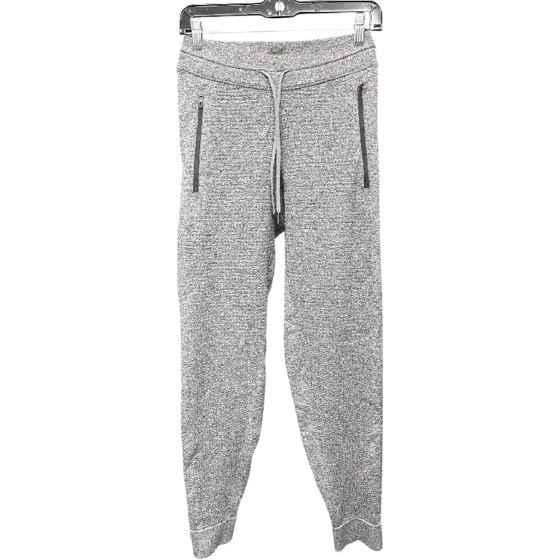 Comfortable Lounge Pants-Athletic Pants By Lululemon In Grey, Size: S