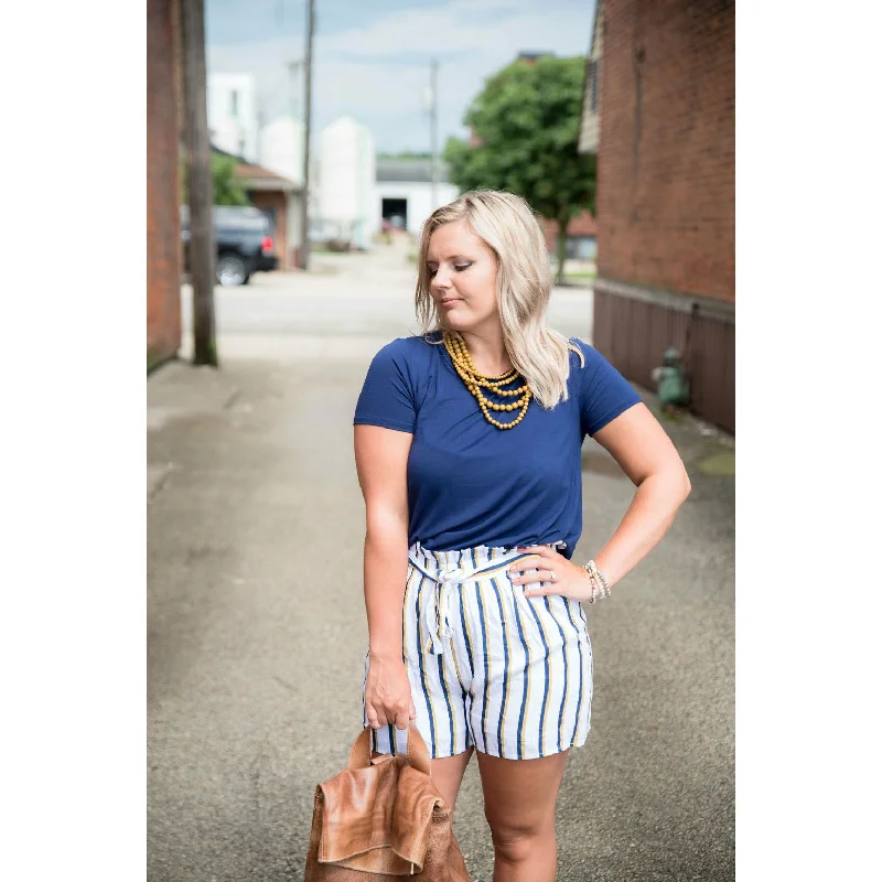 Sweat-Wicking Shorts-White Striped Shorts