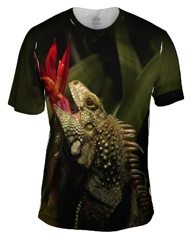 Motivational T-Shirt-Iguana Loves Flowers