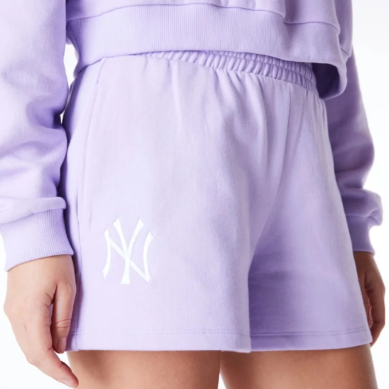 Classic Cargo Shorts-New York Yankees Womens MLB League Essential Pastel Purple Shorts