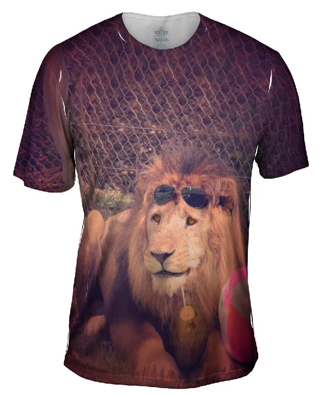 Patriotic T-Shirt-Holiday Smiling Lion