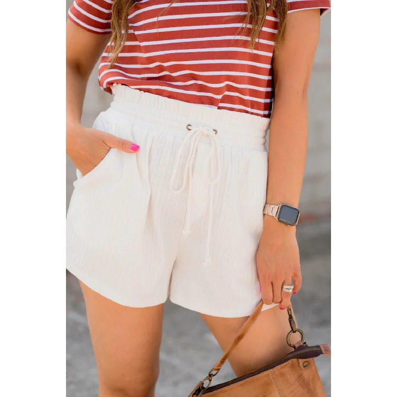 Light Fabric Shorts-Striped Basic Shorts