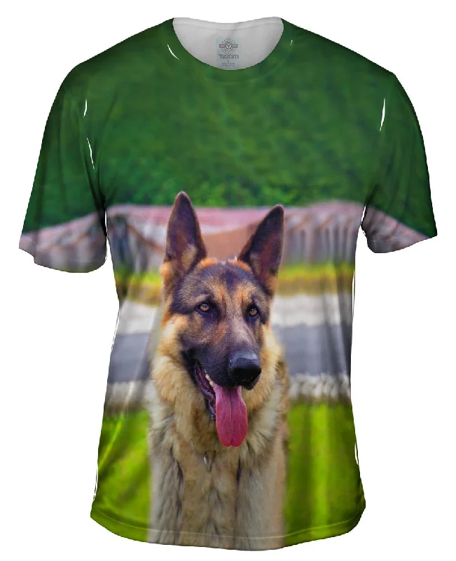 Superhero T-Shirt-Sitting Proud German Sheperd