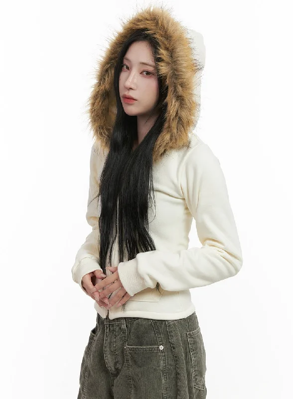 Rainproof Jacket-Cozy Fur Hooded Crop Jacket CD404