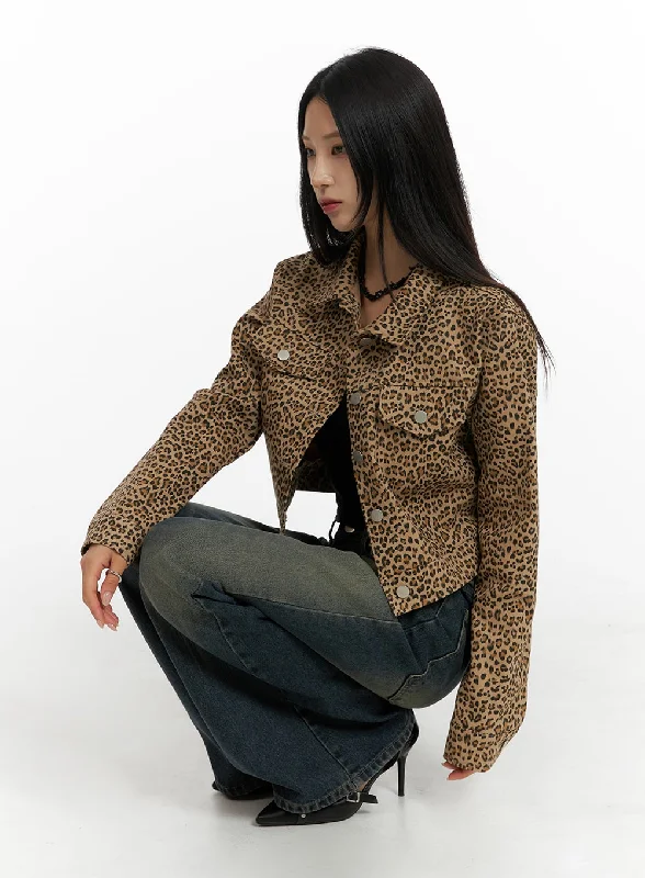 Classic Leather Jacket-Leopard Buttoned Crop Jacket CF429